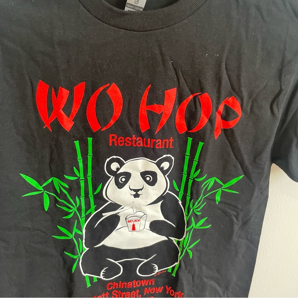 Gildan Black Graphic T-Shirt with Panda Design - Picture 2 of 5